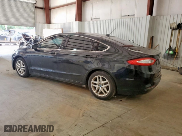 2013 Ford Fusion SE with VIN 3FA6P0HR3DR194009, listed as a Copart auction lot 61962645 with 138,889 mi miles and Clean title. Bid and sale history available at DreamBid. Image 2.