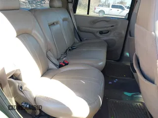 2000 Ford Expedition Eddie Bauer with VIN 1FMPU18LXYLA13237, listed as a IAAI auction lot 42127324 with Not provided miles and . Bid and sale history available at DreamBid. Image 8.