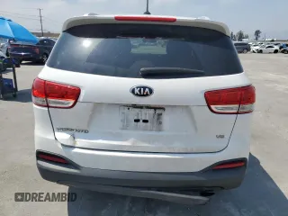 2016 Kia Sorento LX with VIN 5XYPG4A58GG178030, listed as a Copart auction lot 55608725 with 212,810 mi miles and Salvage Title. Bid and sale history available at carsss.com. Image 6.