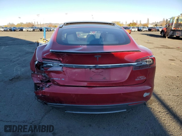 2015 Tesla Model S 85D with VIN 5YJSA1E40FF114095, listed as a Copart auction lot 84114284 with 114,882 mi miles and Salvage Title. Bid and sale history available at carsss.com. Image 6.