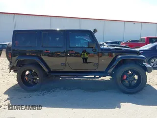 2014 Jeep Wrangler Unlimited Sahara with VIN 1C4BJWEG1EL258242, listed as a IAAI auction lot 41894966 with 90,234 mi miles. Bid and sale history available at carsss.com. Image 13.