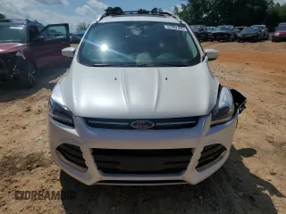 2013 Ford Escape Titanium with VIN 1FMCU0J98DUC67136, listed as a Copart auction lot 57967495 with 72,258 mi miles and Salvage title. Bid and sale history available at DreamBid. Image 5.