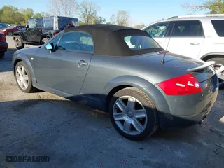 2003 Audi TT with VIN TRUTC28N831005984, listed as a IAAI auction lot 42025251 with 999,999 mi miles. Bid and sale history available at carsss.com. Image 3.