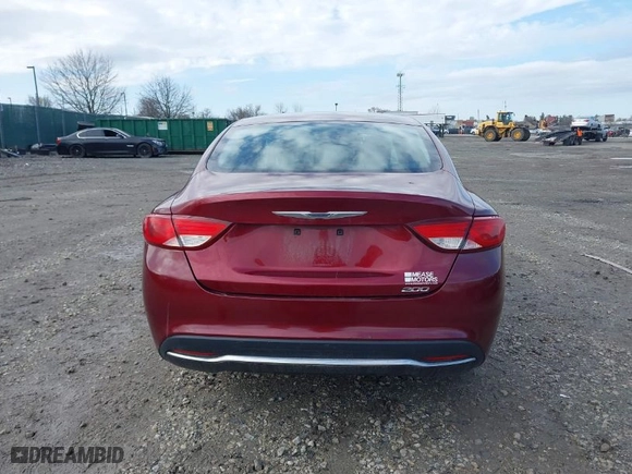 2015 Chrysler 200 Limited with VIN 1C3CCCAB6FN741551, listed as a IAAI auction lot 41800931 with 166,907 mi miles. Bid and sale history available at carsss.com. Image 15.