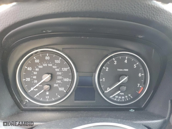 2008 BMW 3 Series 328i with VIN WBAVC53578F010550, listed as a Copart auction lot 86363294 with 0 mi miles and Salvage Title. Bid and sale history available at carsss.com. Image 9.
