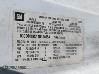 2004 Chevrolet Astro Cargo Van with VIN 1GCDM19X14B104664, listed as a IAAI auction lot 40177716 with 219,901 mi miles. Bid and sale history available at carsss.com. Image 9.