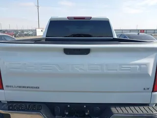 2021 Chevrolet Silverado 1500 LT with VIN 3GCUYDED3MG419698, listed as a IAAI auction lot 42339219 with 45,052 mi miles and . Bid and sale history available at DreamBid. Image 17.