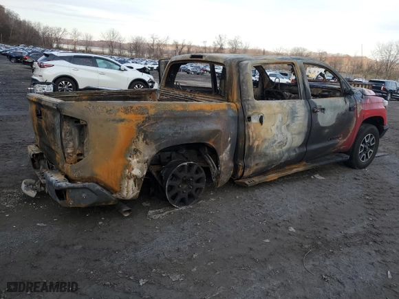 2014 Toyota Tundra 4WD Truck LTD with VIN 5TFHY5F13EX352044, listed as a Copart auction lot 81913994 with 0 mi miles and Salvage Title. Bid and sale history available at carsss.com. Image 3.