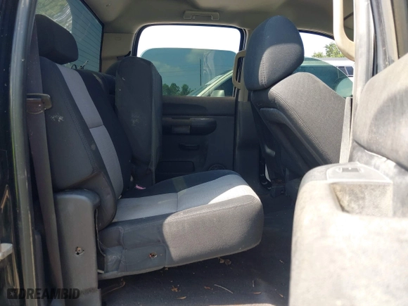 2007 Chevrolet Silverado 1500 LS with VIN 2GCEK13CX71727365, listed as a IAAI auction lot 40357043 with 1 mi miles. Bid and sale history available at carsss.com. Image 8.