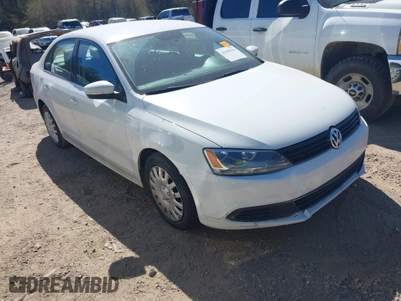 2014 Volkswagen Jetta SE z VIN 3VWD17AJ5EM422832, wystawiony jako IAAI lot #41684216 z przebiegiem 103 940 mil mil oraz . Historia ofert i sprzedaży dostępna na DreamBid. Obrazek 1.