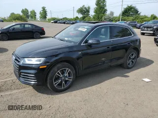 2020 Audi Q5 Premium with VIN WA1G2AFYXL2054002, listed as a Copart auction lot 68996494 with 44,510 mi miles and Non Repairable. Bid and sale history available at carsss.com. Image 1.