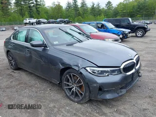 2021 BMW 3 Series 330i xDrive z VIN 3MW5R7J01M8B94131, wystawiony jako IAAI lot #42307173 z przebiegiem 44 152 mil mil oraz . Historia ofert i sprzedaży dostępna na DreamBid. Obrazek 1.