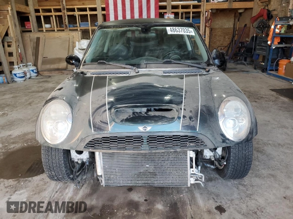 2003 MINI Hardtop S with VIN WMWRE33443TD68483, listed as a Copart auction lot 48637035 with 115,907 mi miles and Clean Title. Bid and sale history available at DreamBid. Image 5.