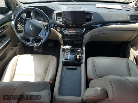 2020 Honda Pilot Touring 8-Passenger with VIN 5FNYF6H99LB053227, listed as a Copart auction lot 61302225 with 118,156 mi miles and Salvage title. Bid and sale history available at DreamBid. Image 8.