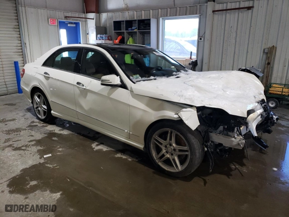 2013 Mercedes-Benz E-Class E 350 Luxury with VIN WDDHF8JB3DA712024, listed as a Copart auction lot 45091005 with 80,793 mi miles and Clean Title. Bid and sale history available at carsss.com. Image 4.
