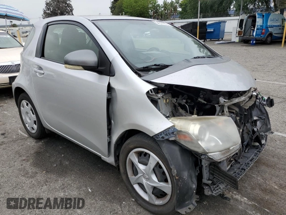 2012 Scion iQ с VIN JTNJJXB04CJ017482, выставлен на аукционе Copart как лот 54272985 с пробегом 93 635 миль миль и Списание • Salvage title. История ставок и продаж доступна на DreamBid. Изображение 4.