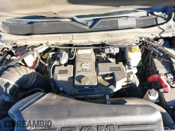 2019 Ram 2500 Laramie with VIN 3C6UR5FL8KG635673, listed as a IAAI auction lot 40607634 with 1 mi miles. Bid and sale history available at carsss.com. Image 10.