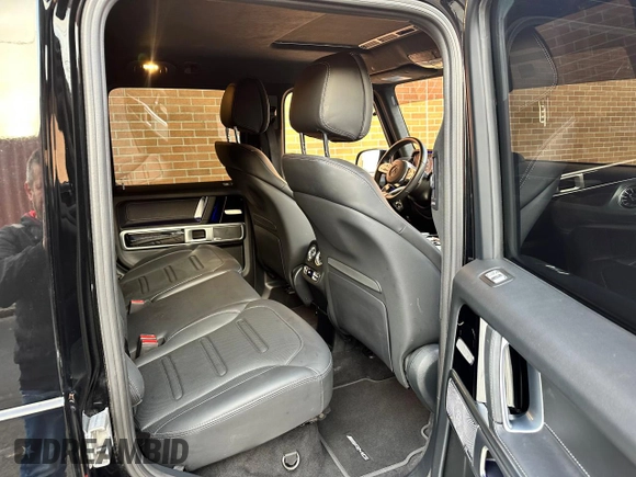 2023 Mercedes-Benz G 550 with VIN W1NYC6BJ8PX461153, listed as a Copart auction lot 80594484 with 15,655 mi miles and Non Repairable. Bid and sale history available at DreamBid. Image 8.