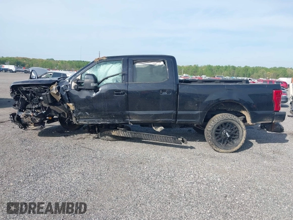 2019 Ford F-250 XL с VIN 1FT7W2B69KEG82649, выставлен на аукционе IAAI как лот 42119089 с пробегом 147 490 миль миль и . История ставок и продаж доступна на DreamBid. Изображение 13.