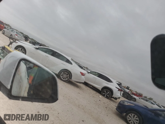 2021 Tesla Model Y Performance z VIN 5YJYGDEF0MF267326, wystawiony jako Copart lot #52319925 z przebiegiem Nie podano mil oraz Szkoda całkowita • Salvage title. Historia ofert i sprzedaży dostępna na DreamBid. Obrazek 9.