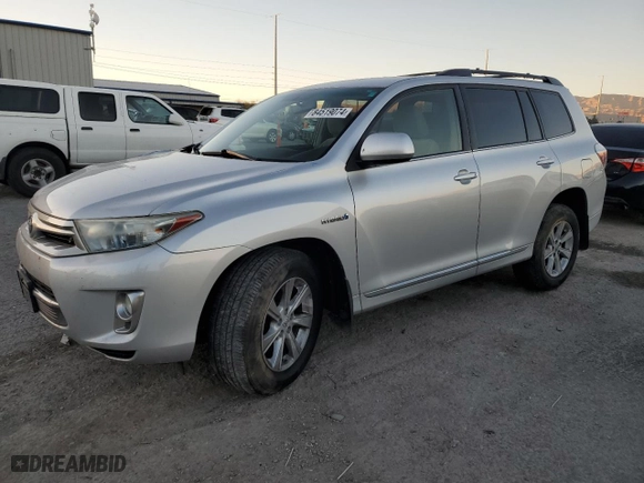 2013 Toyota Highlander Hybrid with VIN JTEBC3EH7D2015679, listed as a Copart auction lot 84519074 with 217,466 mi miles and Salvage Title. Bid and sale history available at carsss.com. Image 1.
