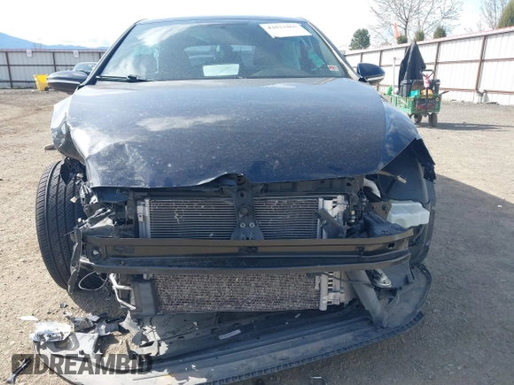 2015 Volkswagen Golf GTI S with VIN 3VWYT7AUXFM088823, listed as a IAAI auction lot 42021865 with 90,976 mi miles. Bid and sale history available at carsss.com. Image 6.