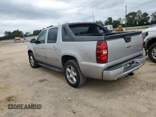 2010 Chevrolet Avalanche LT with VIN 3GNNCFE0XAG270978, listed as a Copart auction lot 75644504 with 136,970 mi miles and Salvage Title. Bid and sale history available at carsss.com. Image 2.