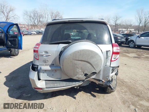 2009 Toyota RAV4 with VIN JTMBF33VX9D021198, listed as a IAAI auction lot 41787264 with 162,277 mi miles. Bid and sale history available at carsss.com. Image 16.