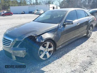 2011 Mercedes-Benz E-Class E 350 Luxury with VIN WDDHF8HB7BA390393, listed as a IAAI auction lot 41398879 with 155,161 mi miles. Bid and sale history available at carsss.com. Image 2.