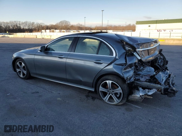 2019 Mercedes-Benz E-Class E 300 with VIN WDDZF4KB2KA574579, listed as a Copart auction lot 41700585 with 0 mi miles and Clean Title. Bid and sale history available at carsss.com. Image 2.