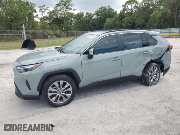 2023 Toyota RAV4 XLE Premium z VIN 2T3C1RFV7PW275825, wystawiony jako Copart lot #58638865 z przebiegiem 13 437 mil mil oraz Szkoda całkowita • Salvage title. Historia ofert i sprzedaży dostępna na DreamBid. Obrazek 1.