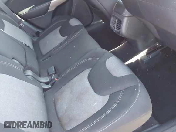 2017 Jeep Cherokee Sport with VIN 1C4PJMAB8HW648052, listed as a IAAI auction lot 41748439 with 177,435 mi miles. Bid and sale history available at carsss.com. Image 8.