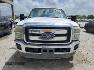 2012 Ford F-250 XL z VIN 1FT7W2B63CEA07395, wystawiony jako Copart lot #54406575 z przebiegiem 199 928 mil mil oraz Czysty tytuł • Clean title. Historia ofert i sprzedaży dostępna na DreamBid. Obrazek 5.