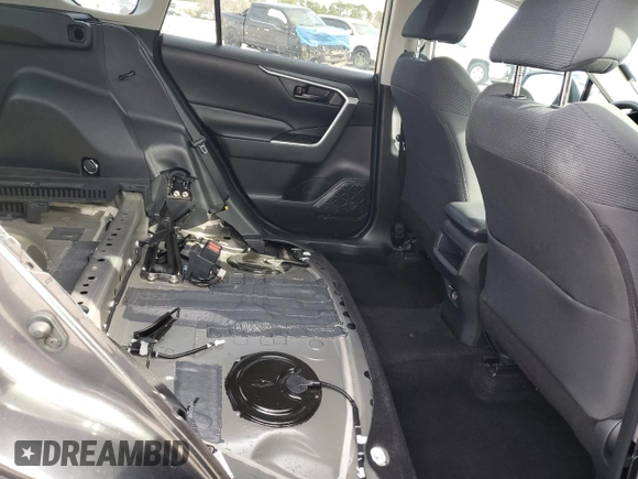 2020 Toyota RAV4 LE with VIN 2T3H1RFV0LC033993, listed as a Copart auction lot 46916325 with 55,891 mi miles and Salvage Title. Bid and sale history available at DreamBid. Image 11.