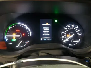 2021 Toyota Sienna XLE z VIN 5TDYRKECXMS024686, wystawiony jako Copart lot #56990895 z przebiegiem 37 744 mil mil oraz Szkoda całkowita • Salvage title. Historia ofert i sprzedaży dostępna na DreamBid. Obrazek 9.