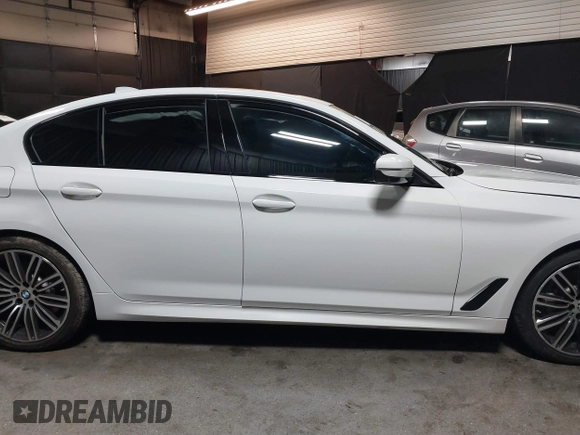 2019 BMW 5 Series 540i xDrive with VIN WBAJE7C55KWW19065, listed as a IAAI auction lot 41835435 with 45,087 mi miles and . Bid and sale history available at carsss.com. Image 13.