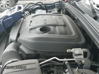 2022 Jeep Grand Cherokee Laredo E с VIN 1C4RJEAG9NC128305, выставлен на аукционе IAAI как лот 43037060 с пробегом 80 434 миль миль и . История ставок и продаж доступна на DreamBid. Изображение 20.