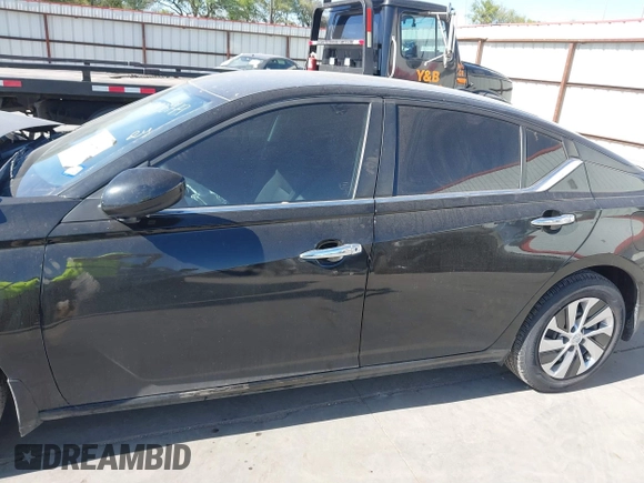 2019 Nissan Altima S with VIN 1N4BL4BV0KC220973, listed as a IAAI auction lot 41826949 with 71,177 mi miles and . Bid and sale history available at DreamBid. Image 14.