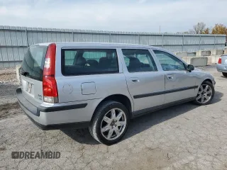 2002 Volvo V70 with VIN YV1SJ58D921202885, listed as a Copart auction lot 77737734 with 113,374 mi miles and Salvage Title. Bid and sale history available at carsss.com. Image 3.