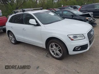 2015 Audi Q5 Premium Plus with VIN WA1LFAFP2FA116626, listed as a IAAI auction lot 42037581 with 113,038 mi miles. Bid and sale history available at carsss.com. Image 1.