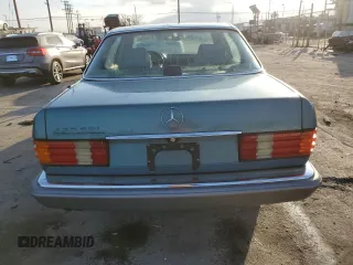 1986 Mercedes-Benz 420 Series 420SEL with VIN WDBCA35D8GA266392, listed as a Copart auction lot 44751235 with 121,351 mi miles and Clean Title. Bid and sale history available at carsss.com. Image 6.