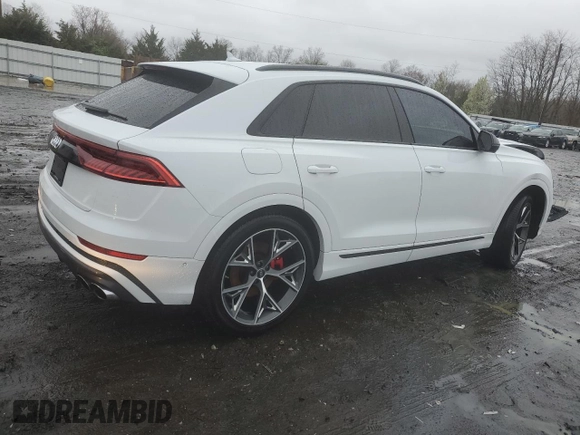 2023 Audi SQ8 Premium Plus z VIN WA1AWBF18PD007077, wystawiony jako Copart lot #49072304 z przebiegiem 27 554 mil mil oraz . Historia ofert i sprzedaży dostępna na DreamBid. Obrazek 3.