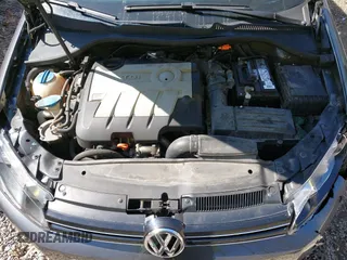 2014 Volkswagen Jetta SportWagen TDI with VIN 3VWML7AJ8EM601098, listed as a IAAI auction lot 41776232 with 139,969 mi miles. Bid and sale history available at carsss.com. Image 10.