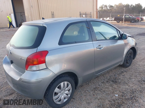2009 Toyota Yaris with VIN JTDJT903495243871, listed as a IAAI auction lot 41753770 with 189,944 mi miles and . Bid and sale history available at DreamBid. Image 4.