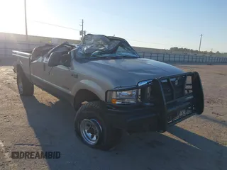 2001 Ford Super Duty F-250 XL with VIN 1FTNW21F61EC35820, listed as a IAAI auction lot 40466765 with 98,316 mi miles. Bid and sale history available at carsss.com. Image 1.
