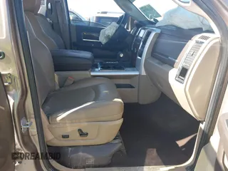 2010 Dodge 1500 SLT with VIN 1D7RB1GT7AS117173, listed as a IAAI auction lot 41439759 with 255,719 mi miles. Bid and sale history available at carsss.com. Image 5.