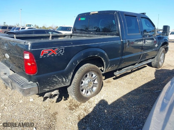 2012 Ford Super Duty F-250 SRW XL with VIN 1FT7W2BT6CEA86910, listed as a IAAI auction lot 41360275 with 237,299 mi miles. Bid and sale history available at carsss.com. Image 4.