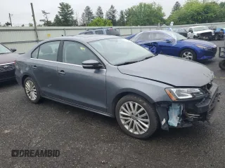 2016 Volkswagen Jetta SEL z VIN 3VWL07AJ6GM373710, wystawiony jako Copart lot #59258665 z przebiegiem 90 460 mil mil oraz Szkoda całkowita • Salvage title. Historia ofert i sprzedaży dostępna na DreamBid. Obrazek 4.