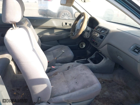1997 Honda Civic DX with VIN 1HGEJ622XVL073128, listed as a IAAI auction lot 41721903 with 177,616 mi miles. Bid and sale history available at carsss.com. Image 5.