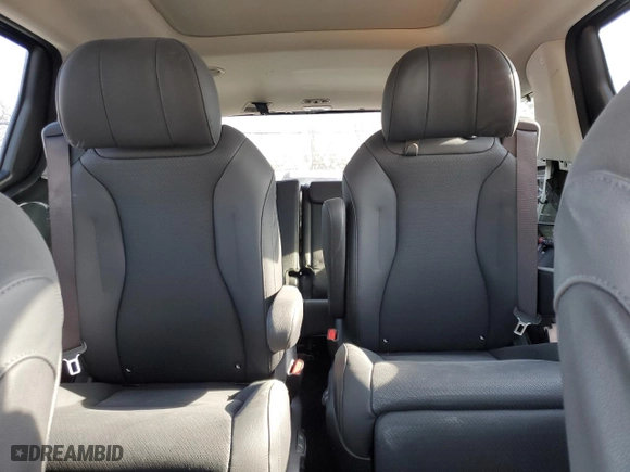 2023 Kia Carnival SX Prestige with VIN KNDNE5H30P6296857, listed as a Copart auction lot 83479964 with 31,235 mi miles and Salvage Title. Bid and sale history available at carsss.com. Image 10.